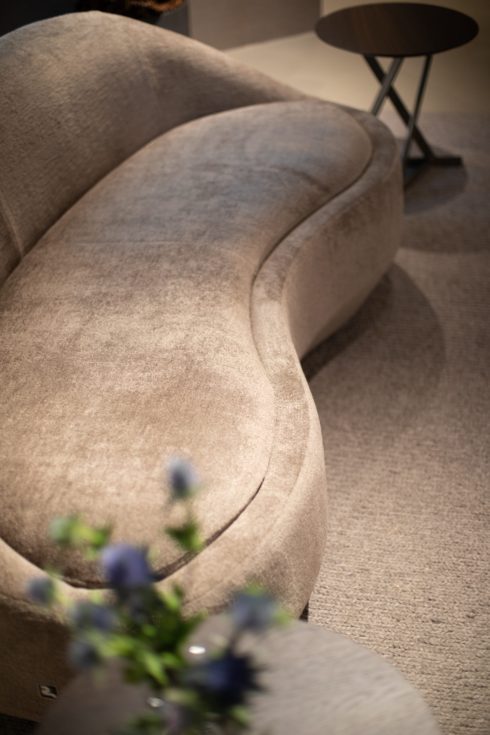 Busnelli, Eclipse, Collezione, articolo su Plume